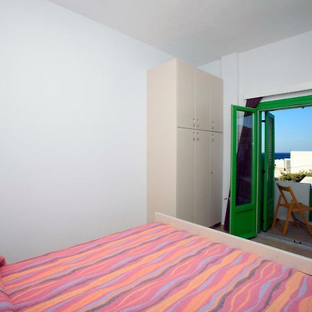 Kastellos Apartments Sikinos Alopronia Exterior photo